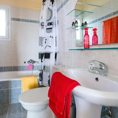 Villa Skala Bayview By *